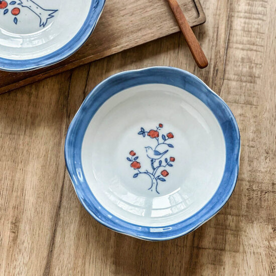 Fresh and cute hand-painted underglaze ceramic dinner plate