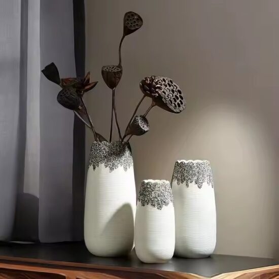 Custom Creative Home Decor Ceramic Vase with Modern Artistic Design