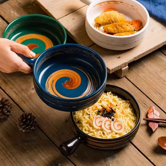 Comfortable ceramic bowl with ergonomic handle for hot food and daily home dining