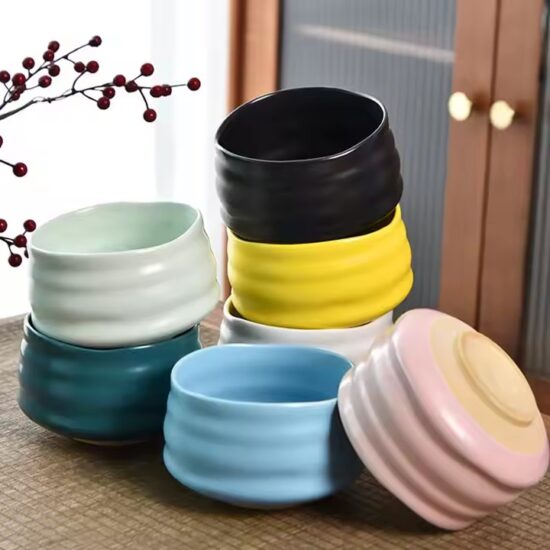 Gradient color ceramic rice bowl with creative modern design for home use