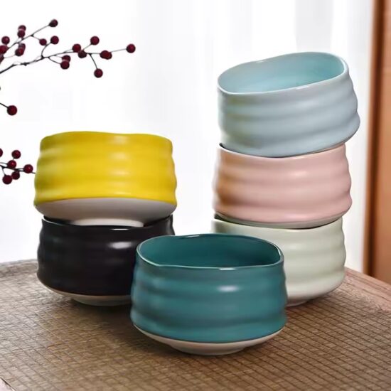 Gradient color ceramic rice bowl with creative modern design for home use