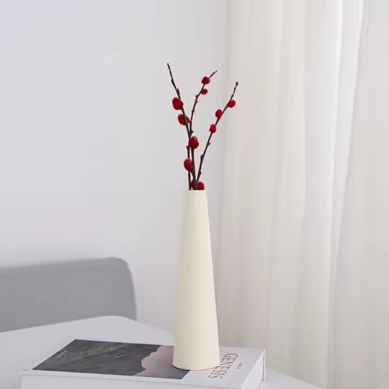 Minimalist Modern Ceramic Vase for Dried Flower Arrangements