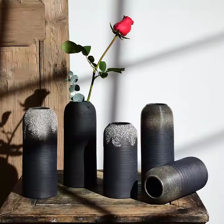 Nordic Modern Ceramic Vase for Office Decoration
