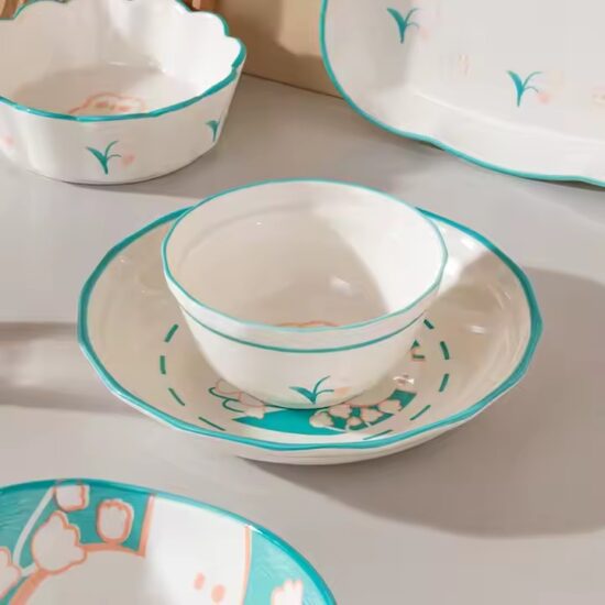 New Cute Cartoon Ceramic Kids Dinnerware Set – Fun Animal Design Plates and Bowls