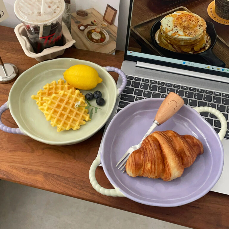 Cream aesthetic ceramic dinner plate for home use