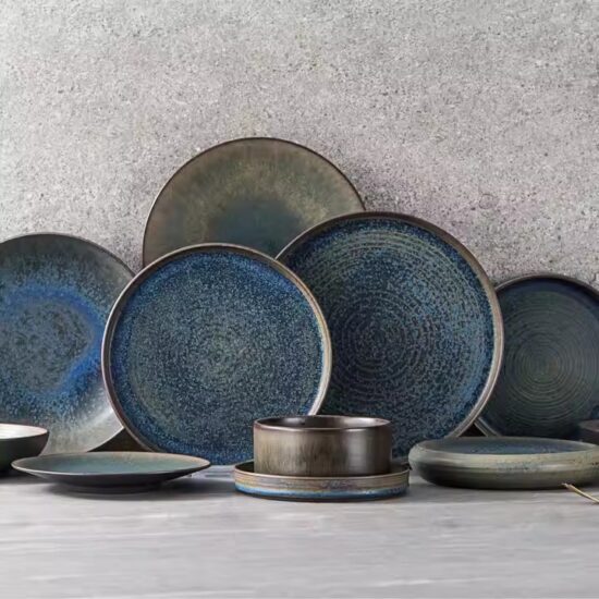 High-quality ceramic dinner plate for hotel and restaurant use