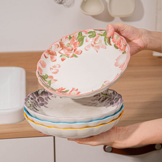 High-end Chinese floral ceramic plate for home or restaurant use