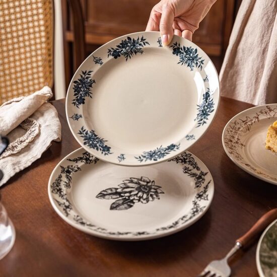 High-end Chinese floral ceramic plate for home or restaurant use