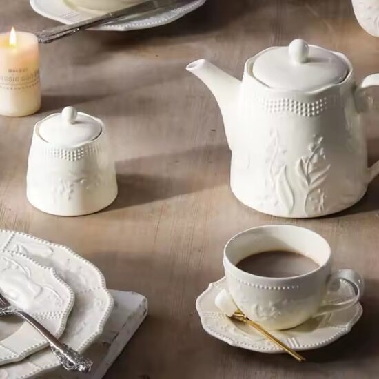 Custom Classic Luxury Ceramic Tea Set with Gift Packaging