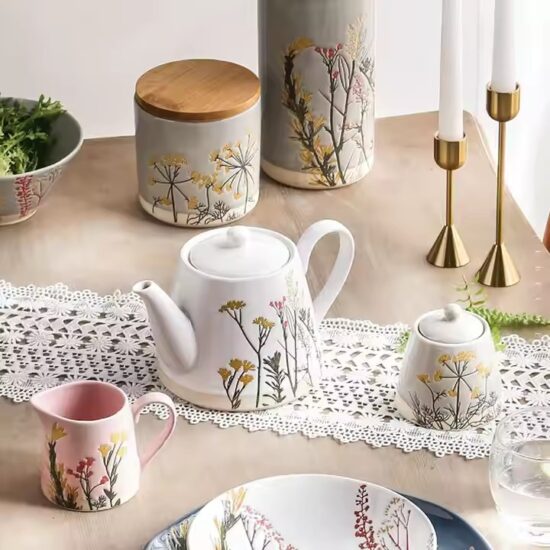 Custom Classic Luxury Ceramic Tea Set with Gift Packaging
