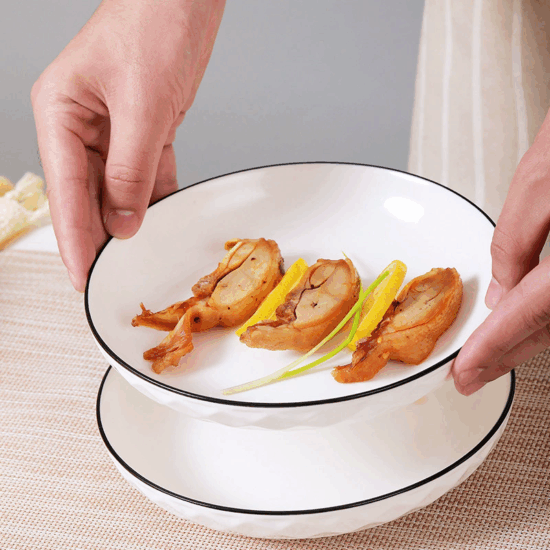 Luxury minimalist round ceramic plate set for European-style dining