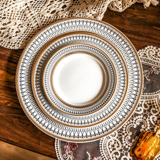 Luxury European ceramic steak plate for Western cuisine presentation