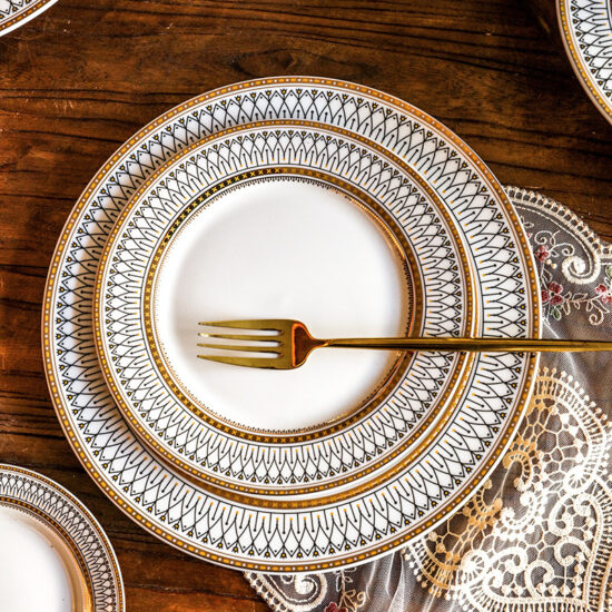 Luxury European ceramic steak plate for Western cuisine presentation