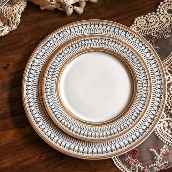 Luxury European ceramic steak plate for Western cuisine presentation