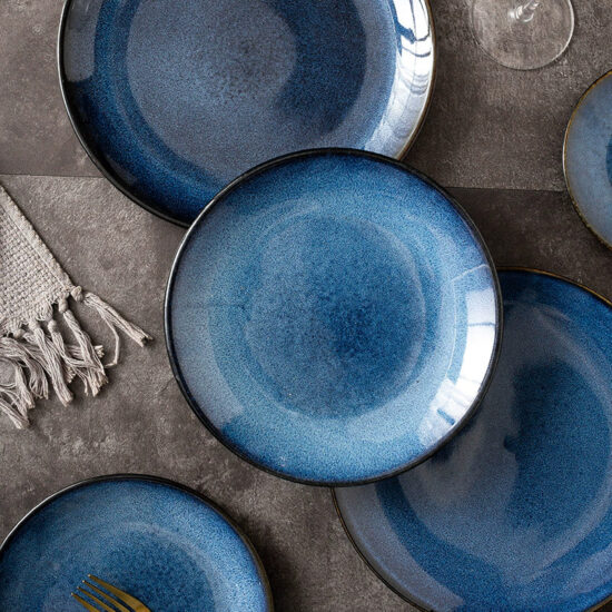 Japanese round ceramic steak plate for restaurant dining