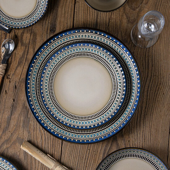 Japanese round ceramic steak plate for restaurant dining