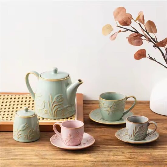 High-Quality Vintage Floral Ceramic Teapot for Home & Gift