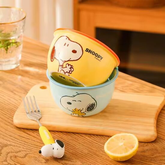 Classic cartoon ceramic bowl with modern design, suitable for everyday home use