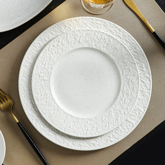 Minimalist ceramic Western dinner plate with matte finish for home or restaurant
