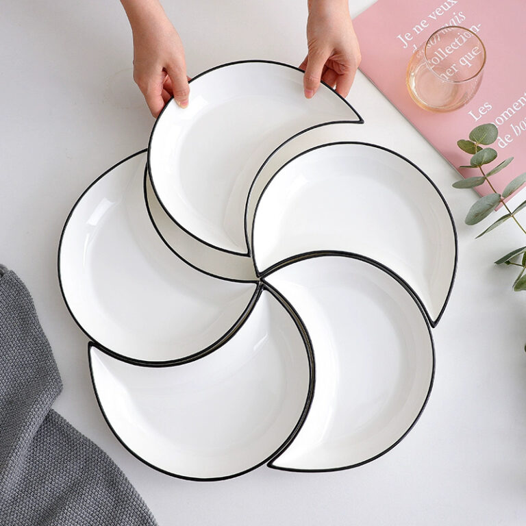 Creative moon-shaped ceramic sharing platter for seafood and home dining