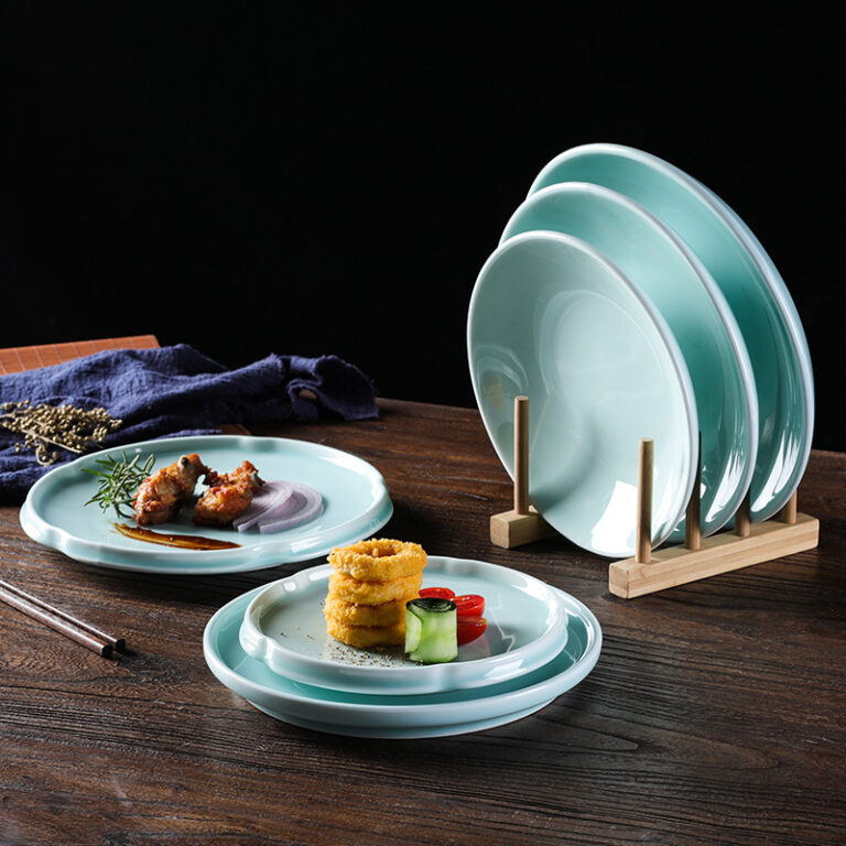 Modern Oriental ceramic plate for hot and cold dishes