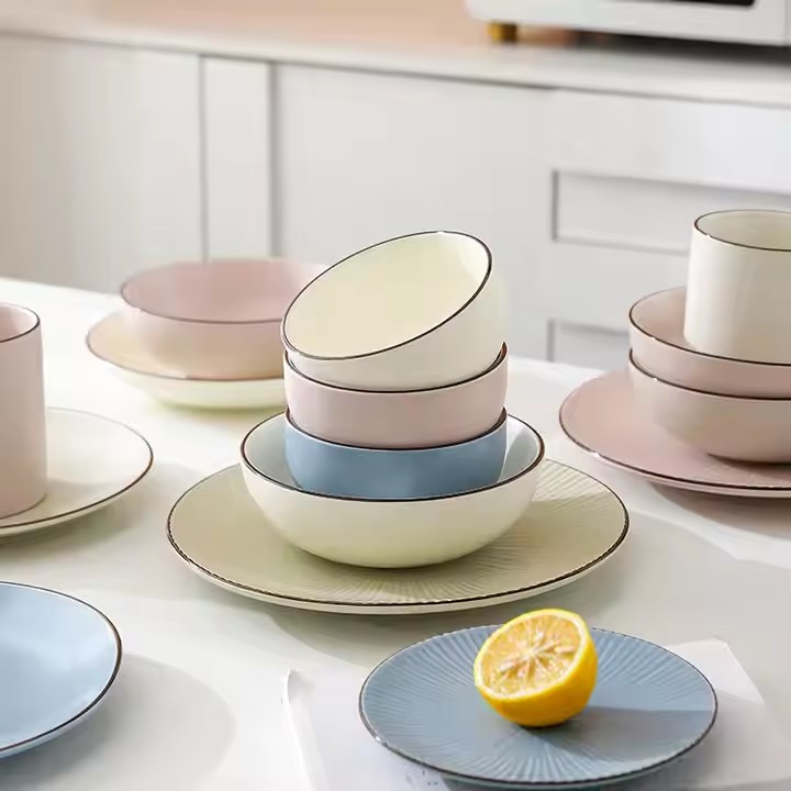 Custom Nordic modern ceramic bowl with luxury finish for upscale tableware collections