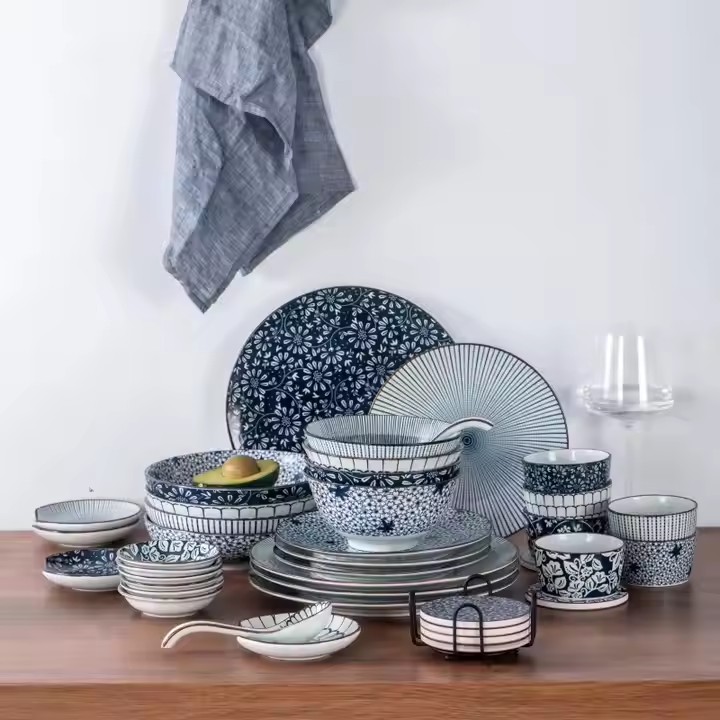 Best-Selling Japanese Style Ceramic Tableware Set for Home and Restaurants