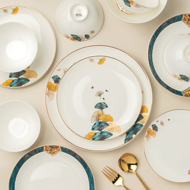Elegant Nordic ceramic dinner plate for home and restaurant