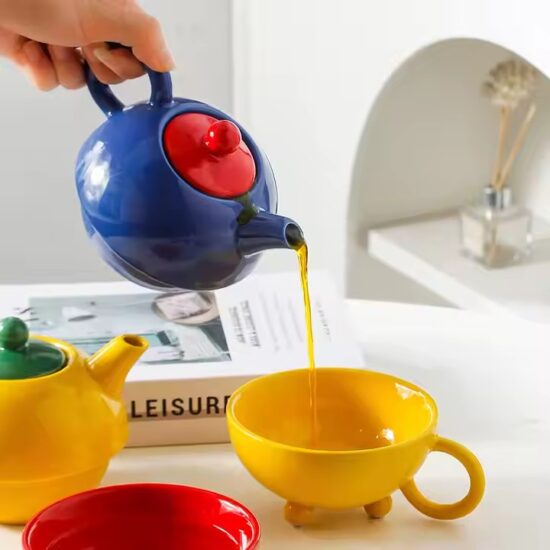High-Aesthetic Custom Ceramic Teapot with Elegant Modern Design