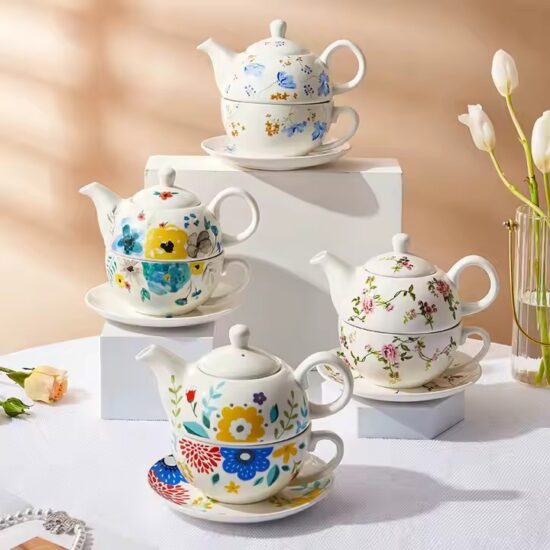 High-Aesthetic Custom Ceramic Teapot with Elegant Modern Design