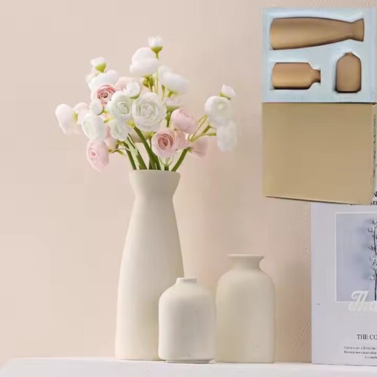 Modern Creative Ceramic Vase for Interior Decoration