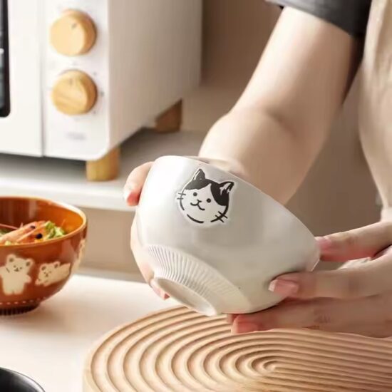 Cute high-temperature ceramic bowl for home use with colorful glaze and durable finish