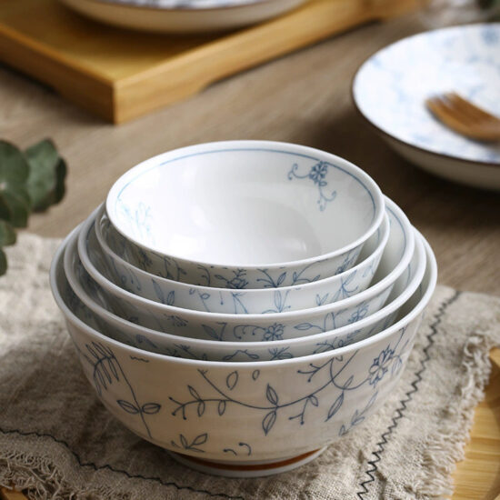 High aesthetic ceramic dinnerware set for home and gift use
